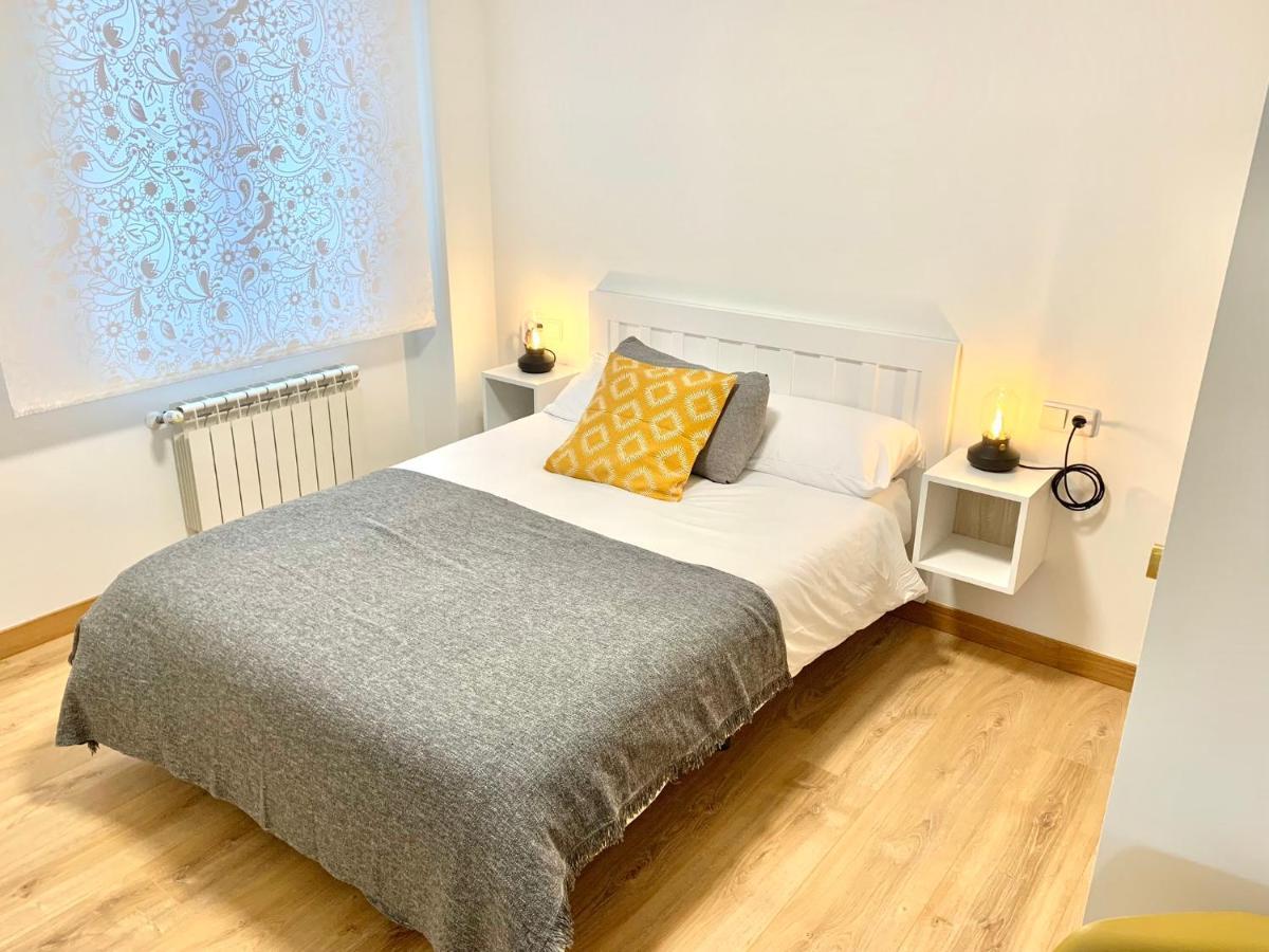 Appartamento Casa Ferreiros. Parking Y Wifi Incluidos! Gijón Esterno foto
