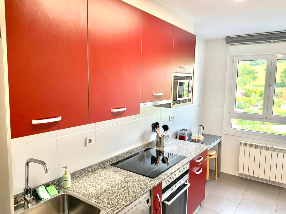 Appartamento Casa Ferreiros. Parking Y Wifi Incluidos! Gijón Esterno foto