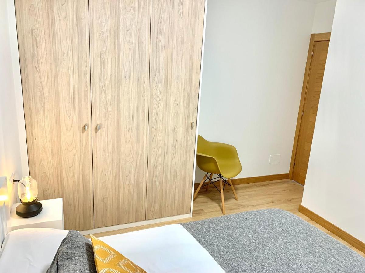 Appartamento Casa Ferreiros. Parking Y Wifi Incluidos! Gijón Esterno foto
