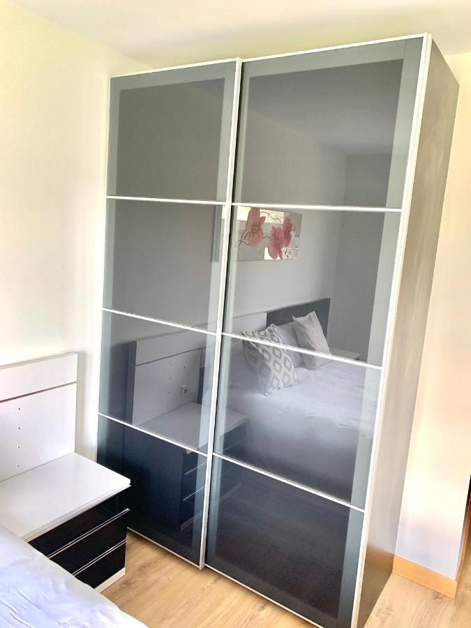 Appartamento Casa Ferreiros. Parking Y Wifi Incluidos! Gijón Esterno foto