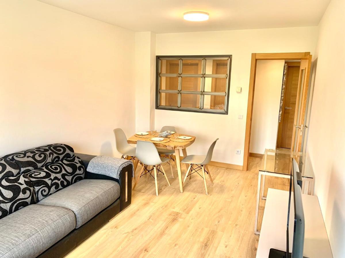 Appartamento Casa Ferreiros. Parking Y Wifi Incluidos! Gijón Esterno foto