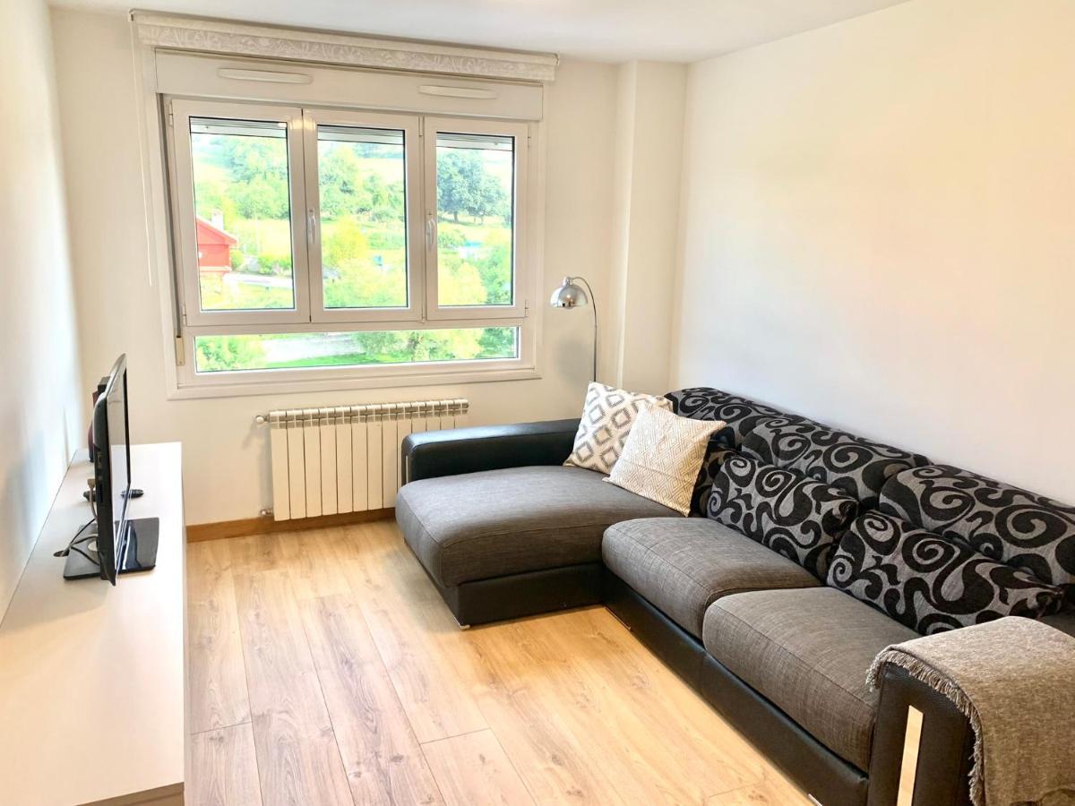 Appartamento Casa Ferreiros. Parking Y Wifi Incluidos! Gijón Esterno foto