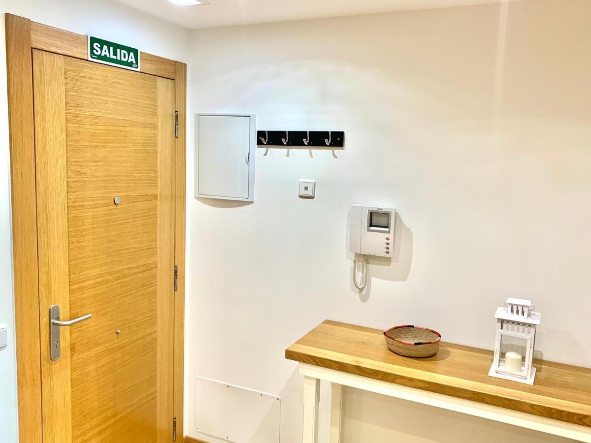 Appartamento Casa Ferreiros. Parking Y Wifi Incluidos! Gijón Esterno foto