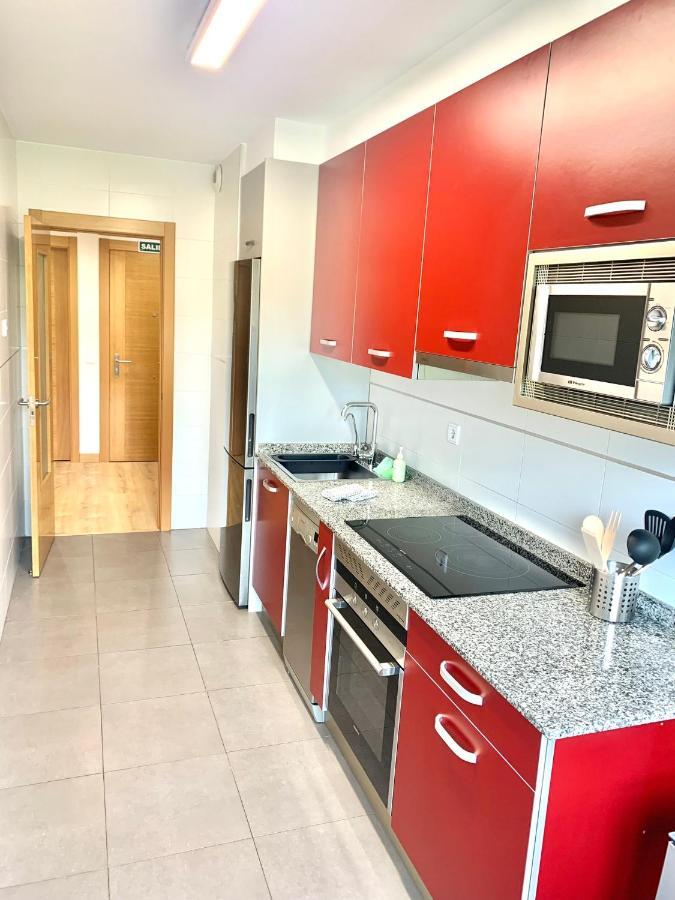 Appartamento Casa Ferreiros. Parking Y Wifi Incluidos! Gijón Esterno foto
